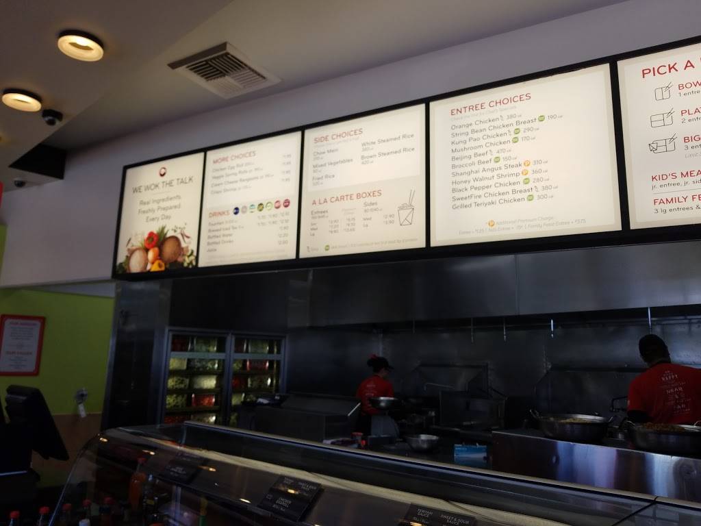 Panda Express | meal takeaway | 29255 Central Ave, Lake Elsinore, CA 92532, USA | 9516744689 OR +1 951-674-4689