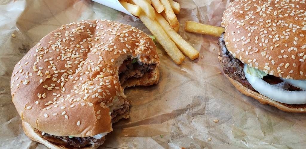 Burger King | restaurant | 940 Lawrence Ave W, North York, ON M6A 1C4, Canada | 4162569439 OR +1 416-256-9439