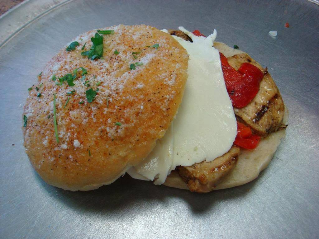 Ginos | restaurant | 1351 Forest Ave, Staten Island, NY 10302, USA | 7186827752 OR +1 718-682-7752