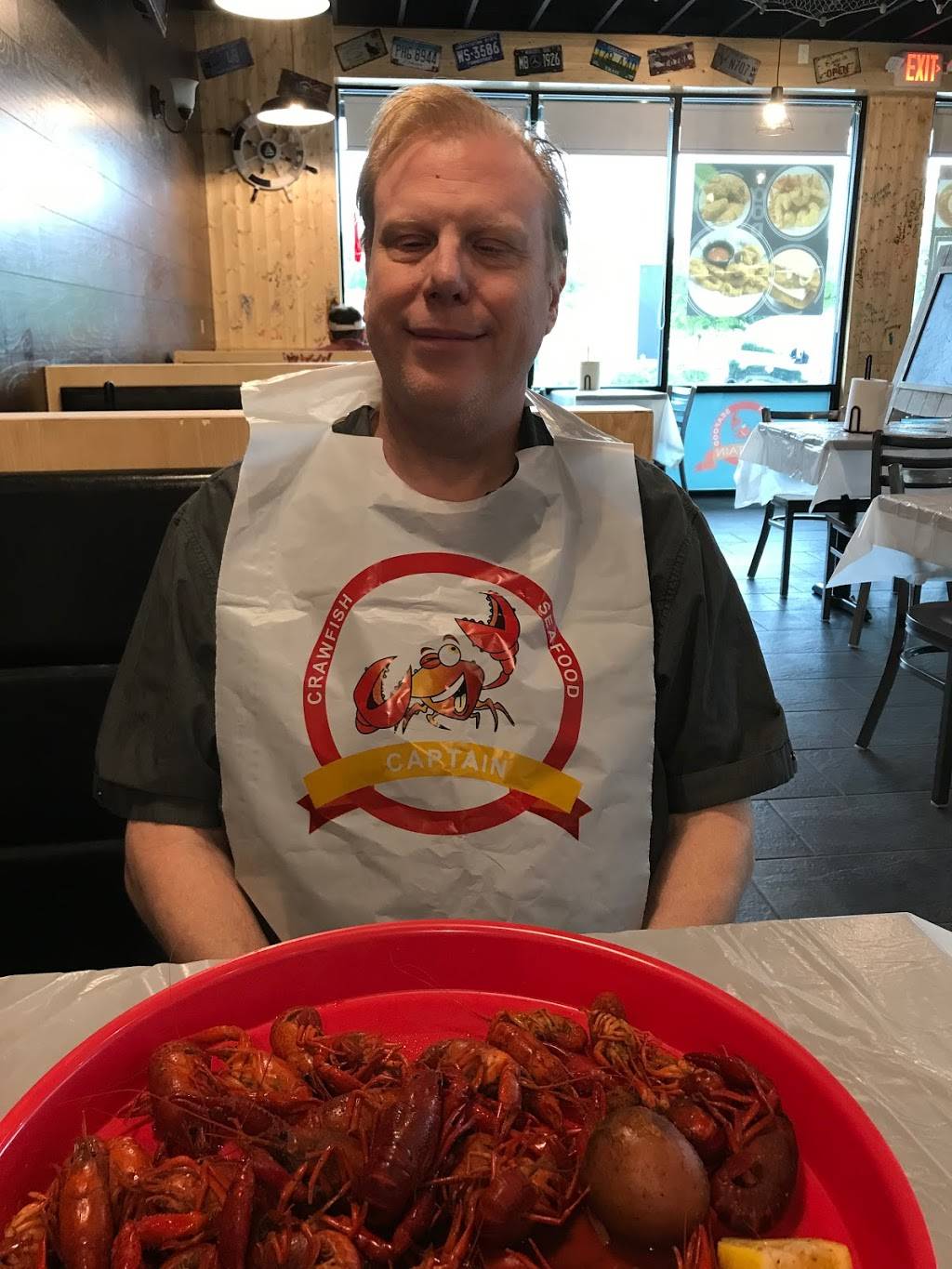 Captain Crawfish Seafood Grill | restaurant | Houston, TX 77055, USA | 8327672232 OR +1 832-767-2232