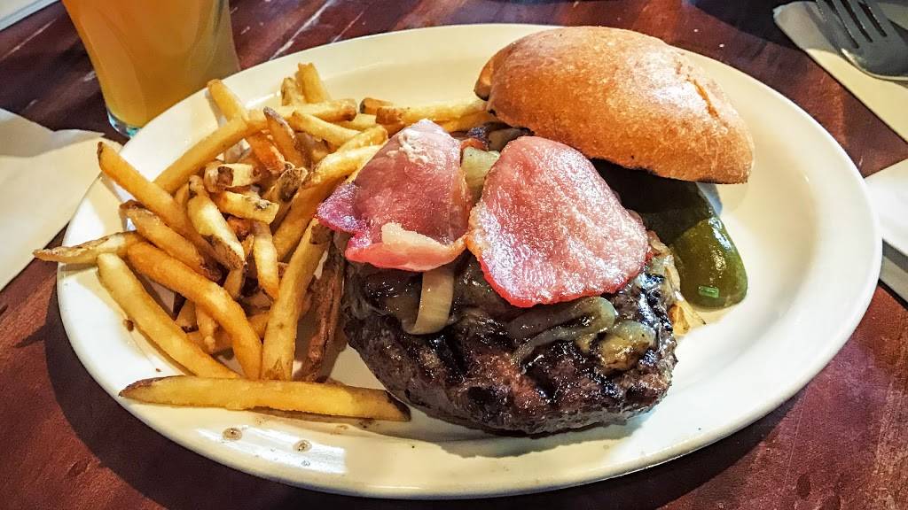 Dublin House | restaurant | 30 Monmouth St, Red Bank, NJ 07701, USA | 7327476699 OR +1 732-747-6699