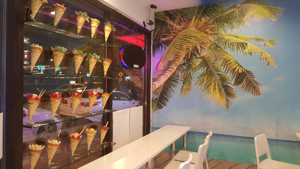 Aha Crepe | restaurant | 2435 N Clark St, Chicago, IL 60614, USA | 7738834766 OR +1 773-883-4766