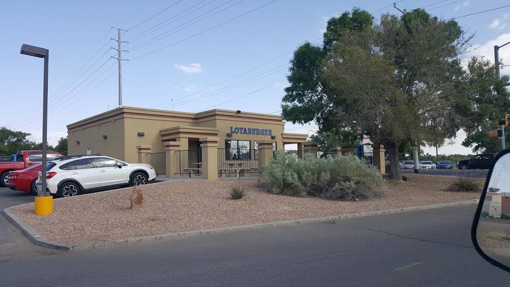 Blakes Lotaburger | restaurant | 799 E River Rd, Belen, NM 87002, USA | 5058646869 OR +1 505-864-6869