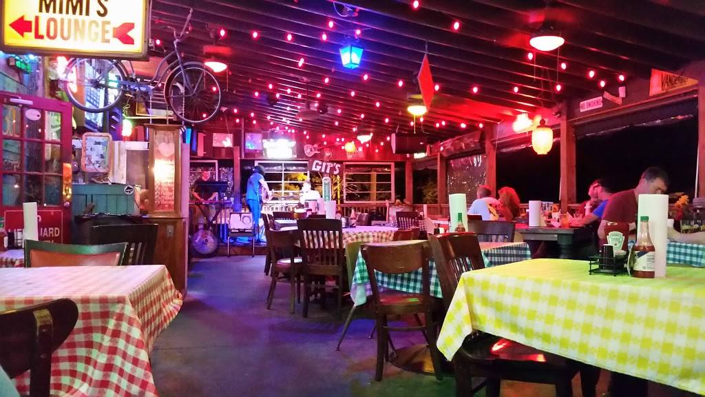 Champys Famous Fried Chicken | restaurant | 120 W E 2nd St, Muscle Shoals, AL 35661, USA | 2563899985 OR +1 256-389-9985