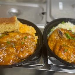 Ms. Lisas New Orleans Cuisine | restaurant | 24 Clifford St, New Bedford, MA 02745, USA | 7743222090 OR +1 774-322-2090