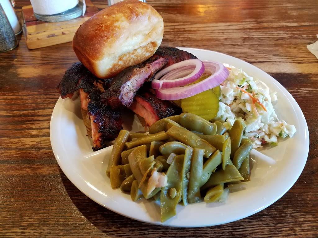 Spring Creek Barbeque | restaurant | 2827 W Wheatland Rd, Dallas, TX 75237, USA | 9722961211 OR +1 972-296-1211