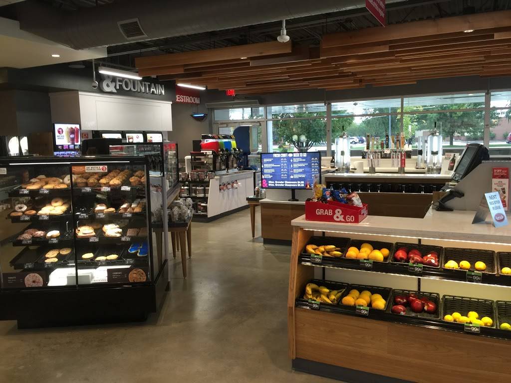 Kum & Go | meal takeaway | 5225 NW 86th St, Johnston, IA 50131, USA | 5152766380 OR +1 515-276-6380