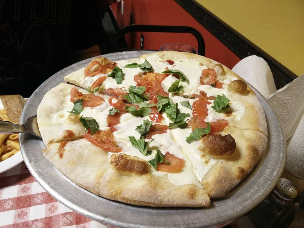 Simonettis Pizza | restaurant | 6432 Wilkinson Blvd, Belmont, NC 28012, USA | 7048255555 OR +1 704-825-5555