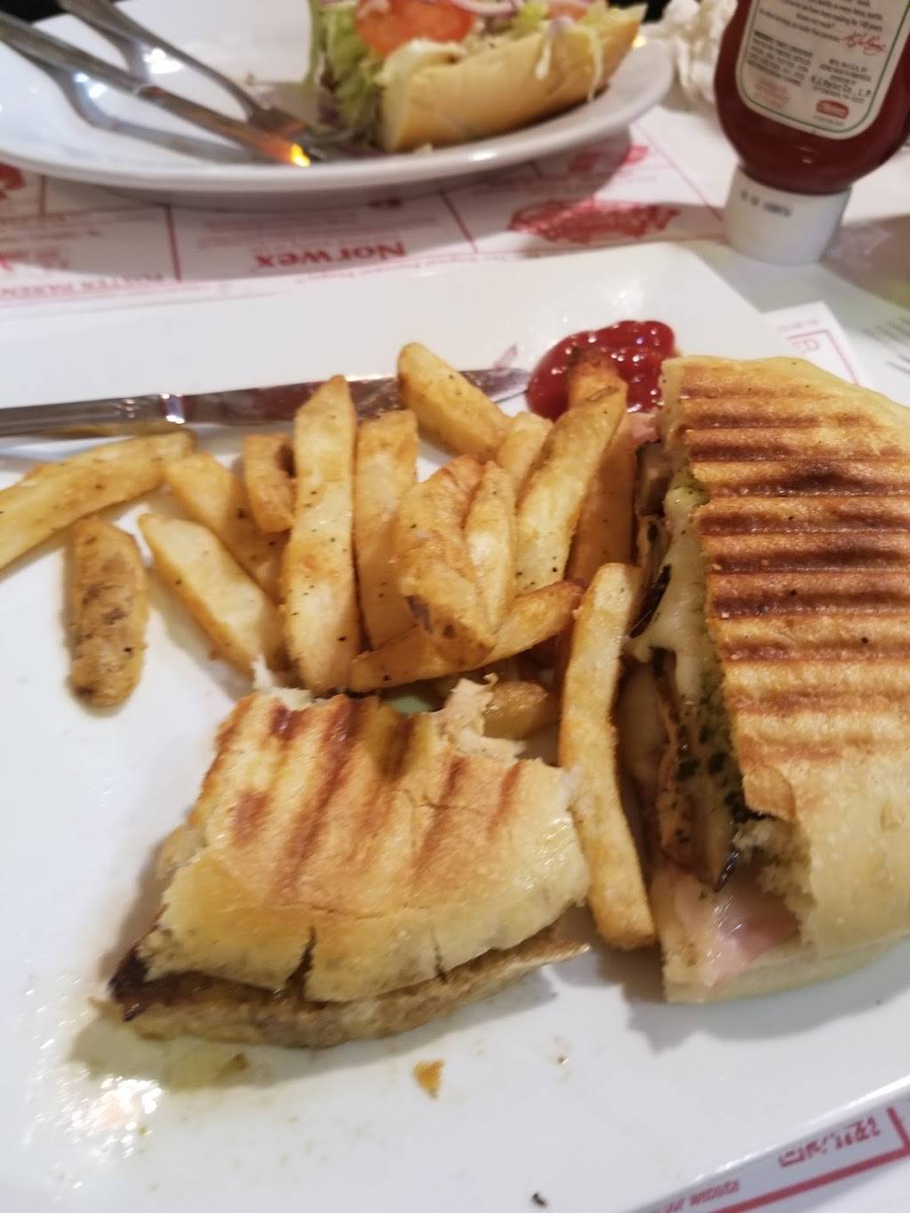 Picasso Pizza II | restaurant | 271 Town Center Blvd, Easton, PA 18040, USA | 6109237795 OR +1 610-923-7795