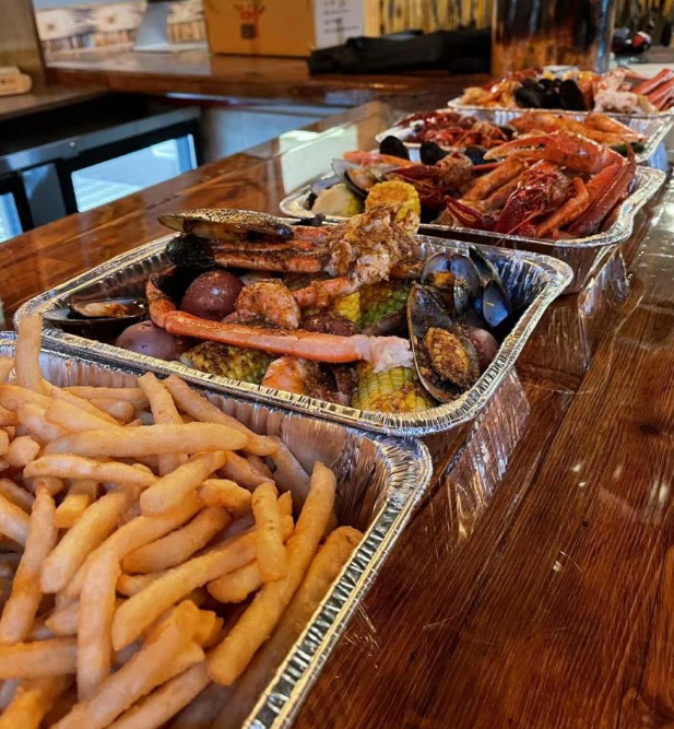 The Mighty Crab (Little Rock) | restaurant | 1817 S University Ave, Little Rock, AR 72204, USA | 5017471638 OR +1 501-747-1638