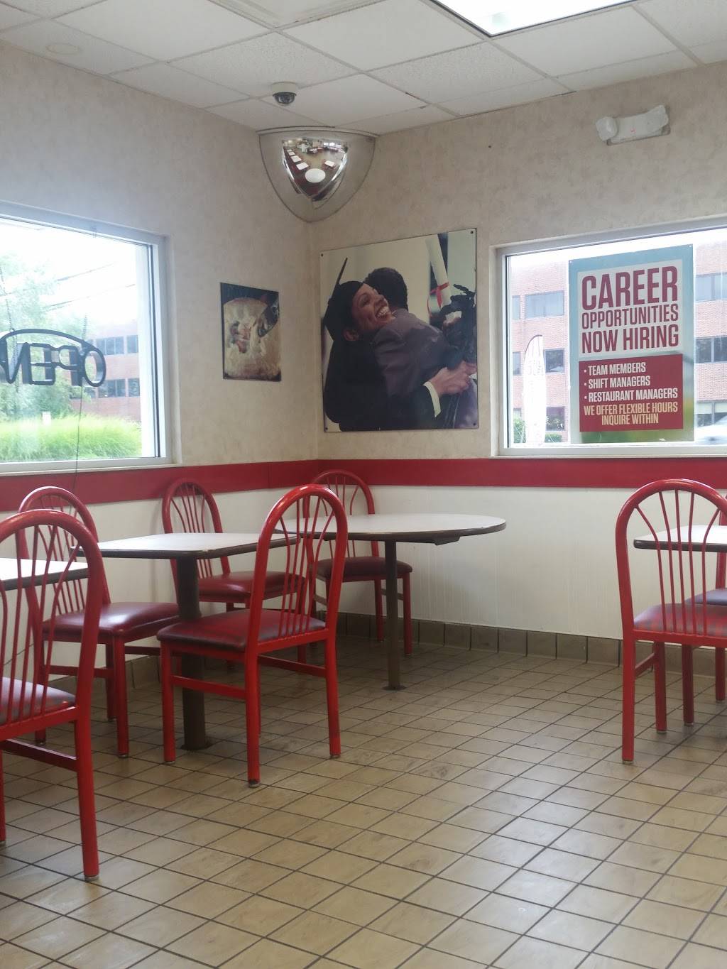 KFC | restaurant | 993 Old Country Rd, Riverhead, NY 11901, USA | 6313694141 OR +1 631-369-4141