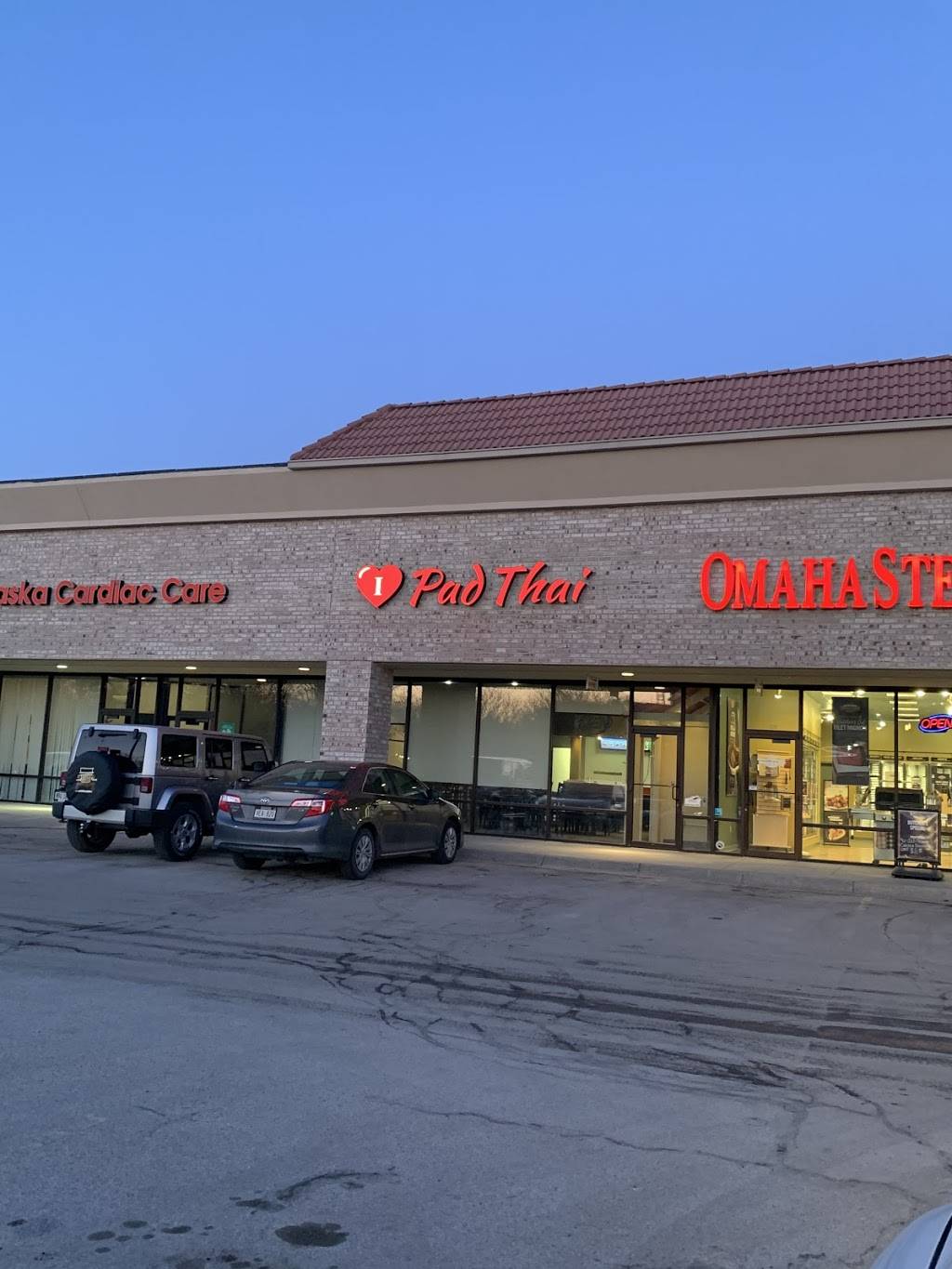 I Love Pad Thai | restaurant | 333 N 78th St, Omaha, NE 68114, USA | 4029343566 OR +1 402-934-3566