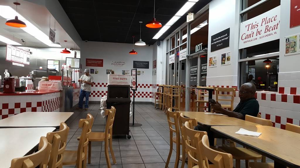 Five Guys | meal takeaway | 7730 Old Branch Ave, Clinton, MD 20735, USA | 3018565331 OR +1 301-856-5331