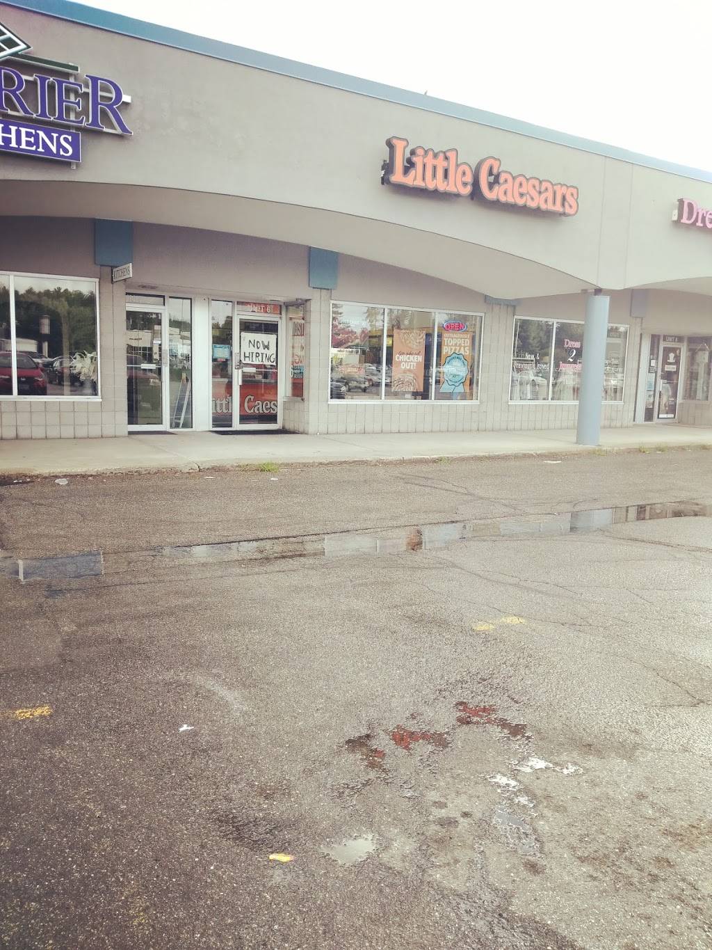 Little Caesars Pizza | meal takeaway | 650 Amherst St, Nashua, NH 03063, USA | 6035790933 OR +1 603-579-0933