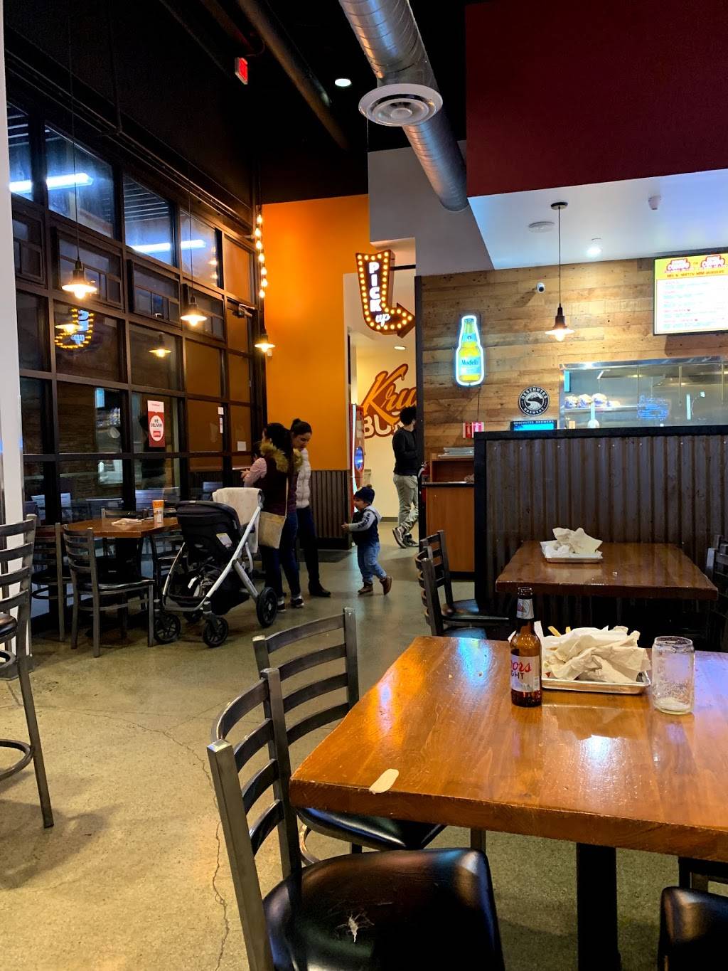 Krush Burger | restaurant | 1151 Galleria Blvd, Roseville, CA 95678, USA | 9168008805 OR +1 916-800-8805