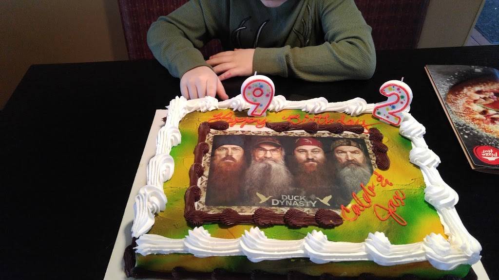 Pizza Hut | meal delivery | 610 MS-35 S, Carthage, MS 39051, USA | 6012675658 OR +1 601-267-5658