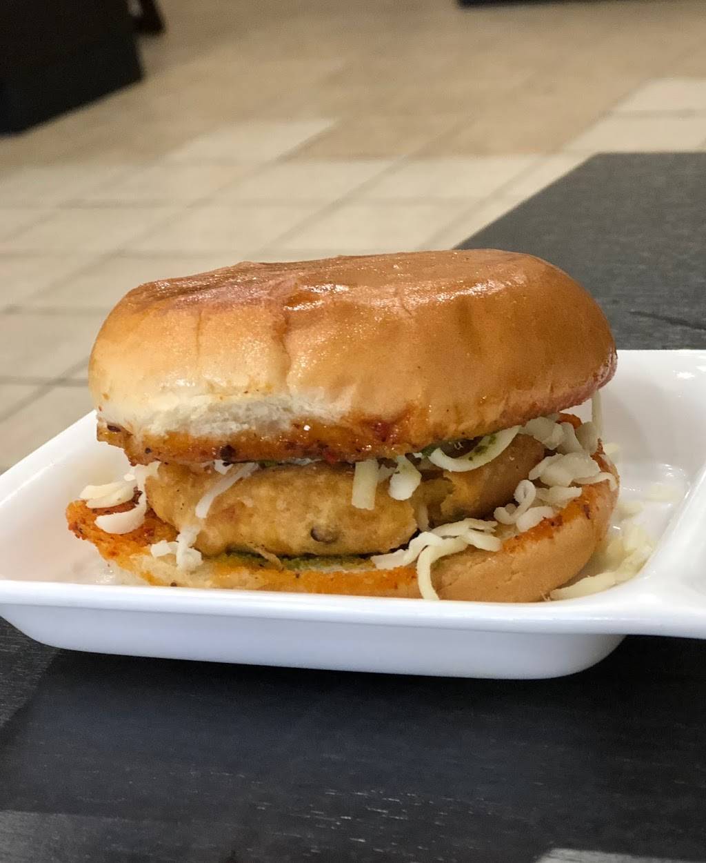 GREENLEAF - South Indian Food, Idli, Dosa Restaurant In Hamilton | restaurant | 865 Upper James St #2, Hamilton, ON L9C 3A3, Canada | 9055755323 OR +1 905-575-5323