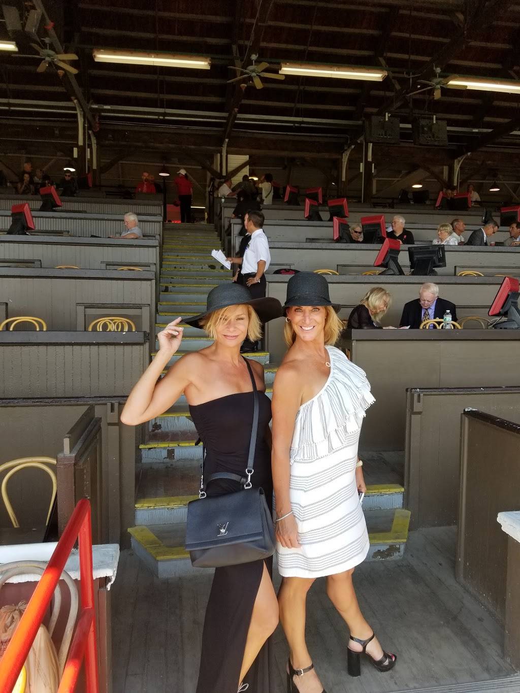 The Turf Terrace | restaurant | 267 Union Ave, Saratoga Springs, NY 12866, USA | 8885166972 OR +1 888-516-6972