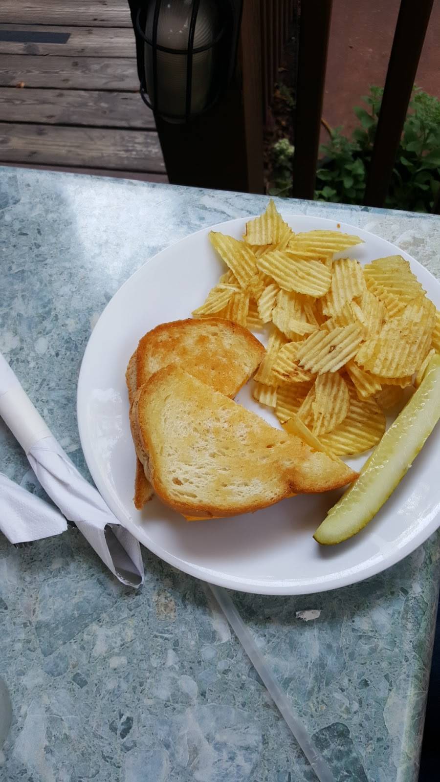 Cafe 100 | restaurant | 100 Huntersville-Concord Rd, Huntersville, NC 28078, USA | 7042745932 OR +1 704-274-5932