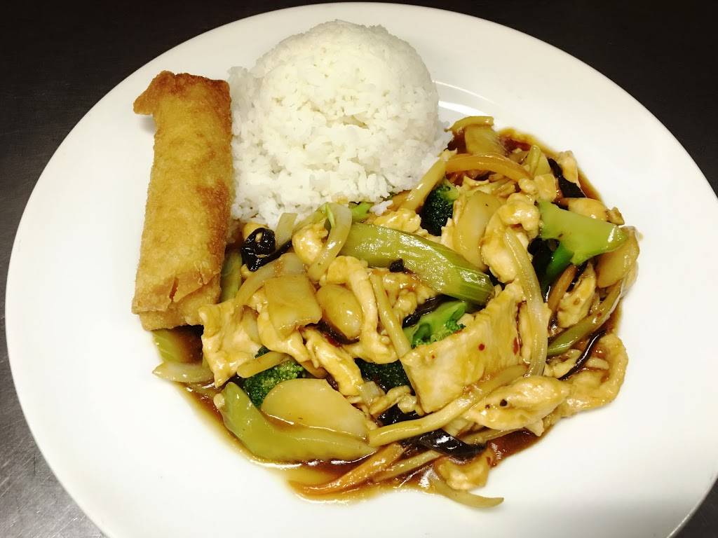 Golden Chopsticks | restaurant | 80, 4517, 9420 College Park Dr, The Woodlands, TX 77384, USA | 9362738877 OR +1 936-273-8877