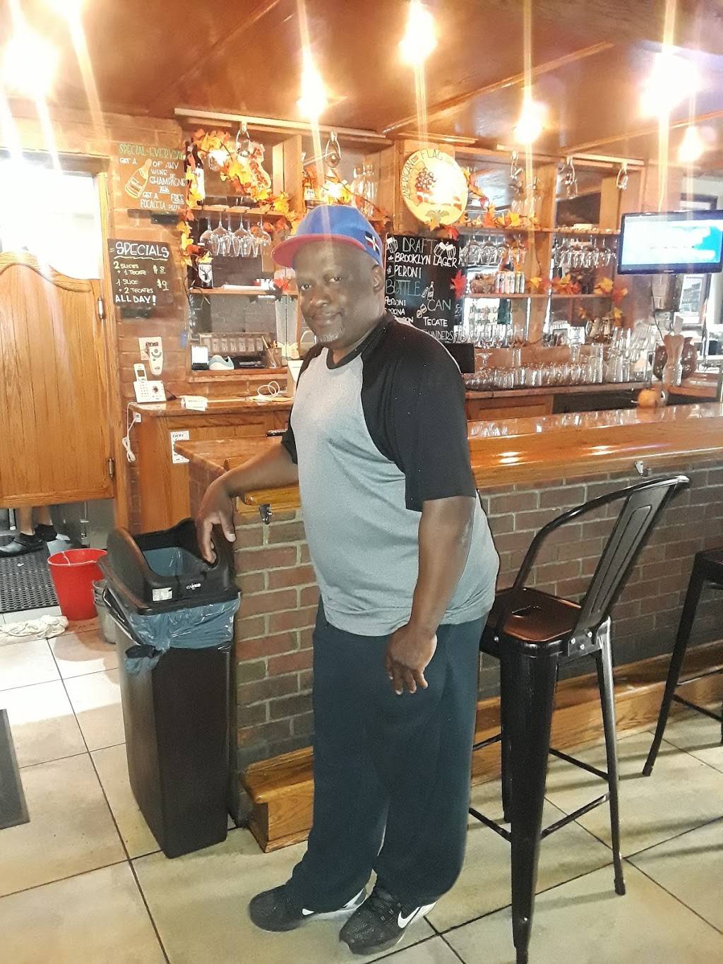 Dannys Pizza | restaurant | 239-, 241 Bushwick Ave, Brooklyn, NY 11206, USA | 7183811669 OR +1 718-381-1669