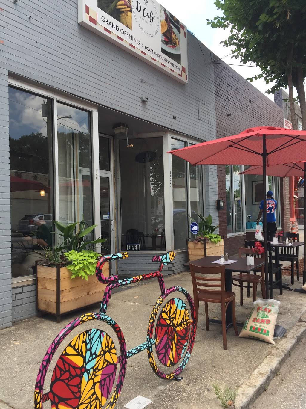 Dees Cafe | restaurant | 1550 Ralph David Abernathy Blvd, Atlanta, GA 30310, USA | 4703057615 OR +1 470-305-7615