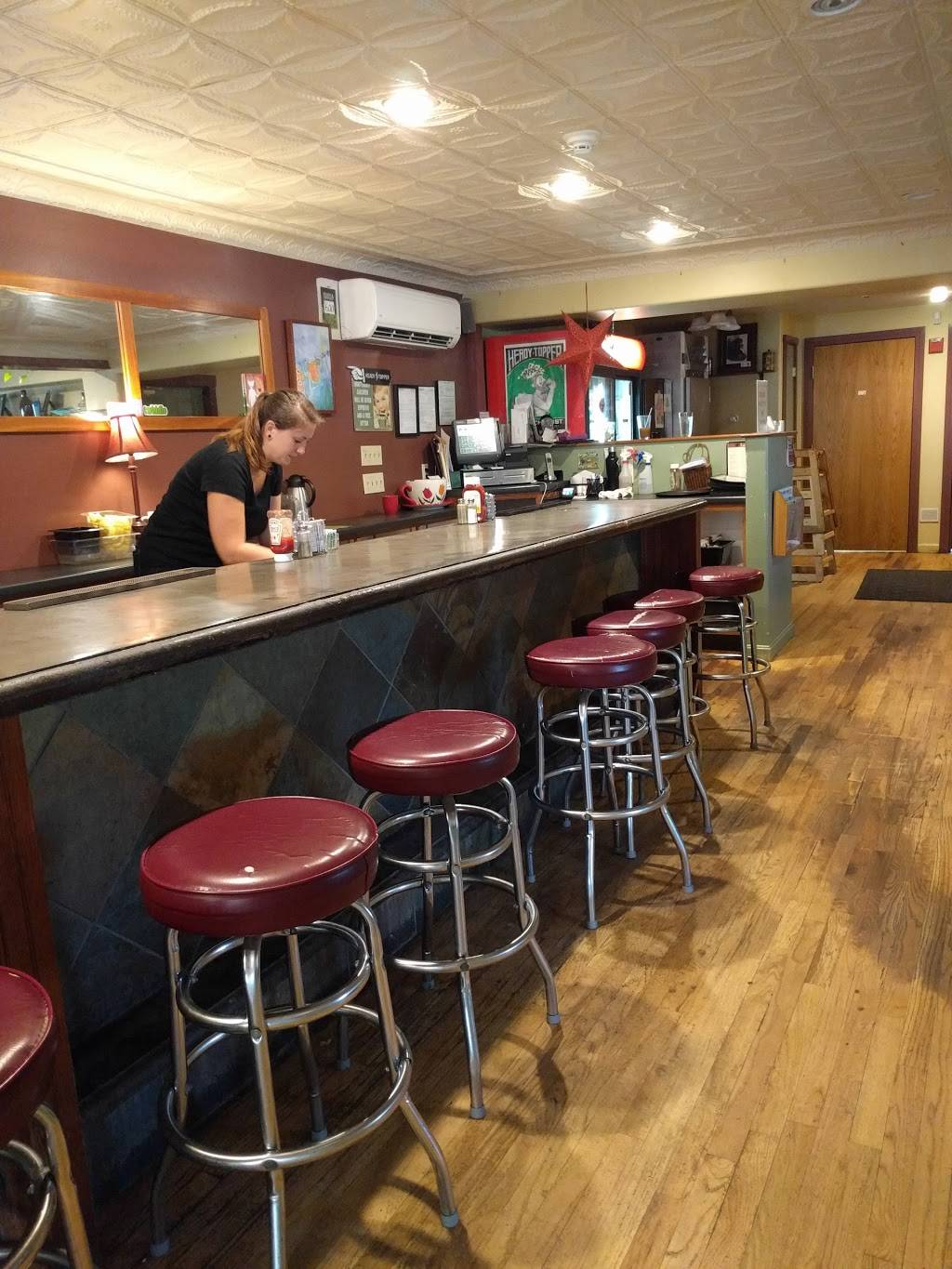 Maxis Restaurant | restaurant | 47 N Main St, Waterbury, VT 05676, USA | 8022440910 OR +1 802-244-0910