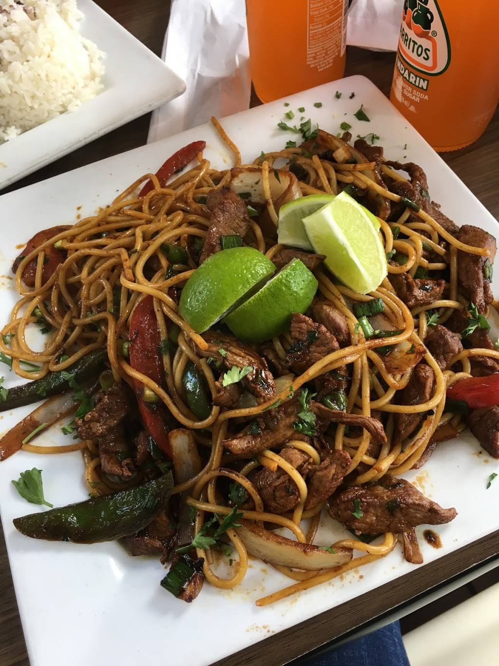 La Granja | restaurant | 3352 E Semoran Blvd, Apopka, FL 32703, USA | 4079602457 OR +1 407-960-2457