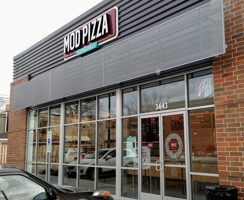 MOD Pizza | restaurant | 3643 N Western Ave, Chicago, IL 60618, USA | 8722043855 OR +1 872-204-3855