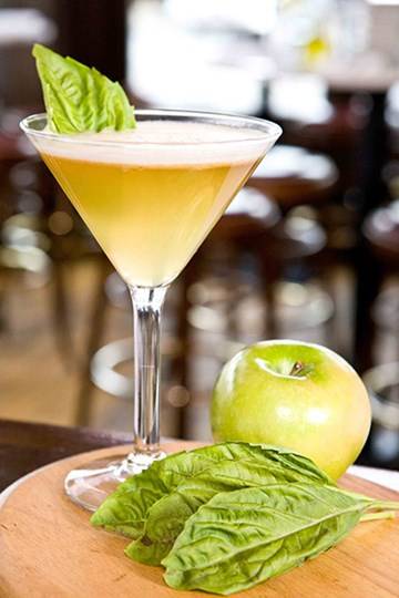 Marcellas | restaurant | 615 N High St, Columbus, OH 43215, USA | 6142232100 OR +1 614-223-2100