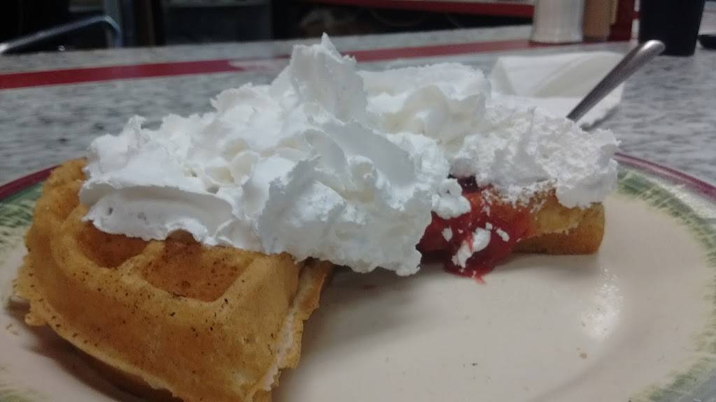 Coffee House Diner | restaurant | 419 Brushy Mountain Rd, Wilkesboro, NC 28697, USA | 3368387373 OR +1 336-838-7373