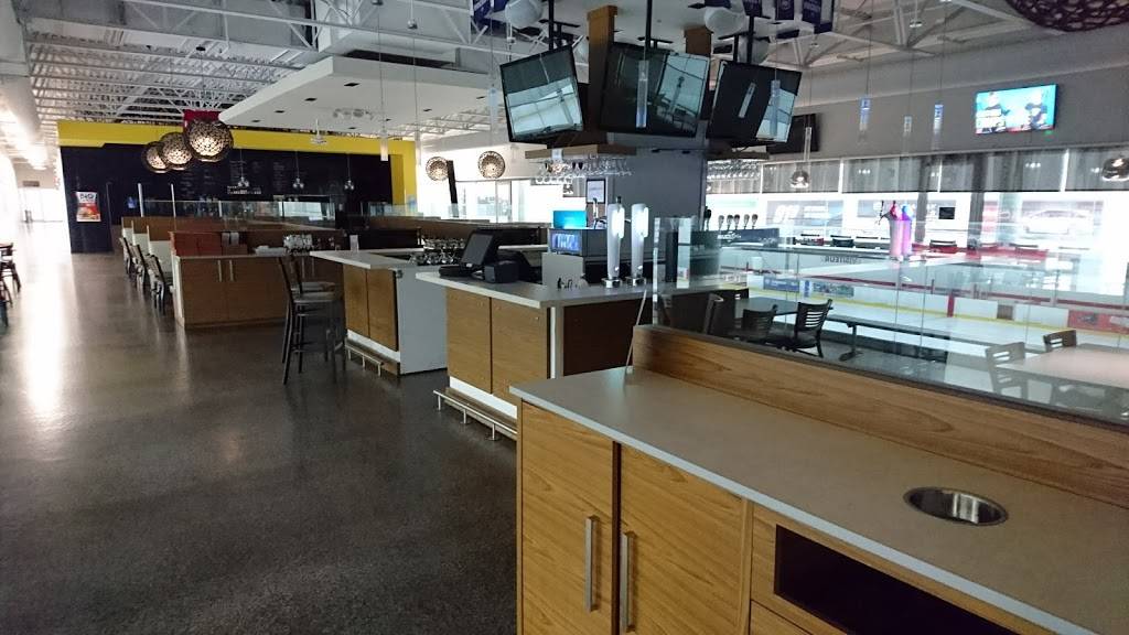 Restaurant Le Caucus Chambly | restaurant | 3000 Boulevard Fréchette, Chambly, QC J3L 6Z6, Canada | 4504473350 OR +1 450-447-3350