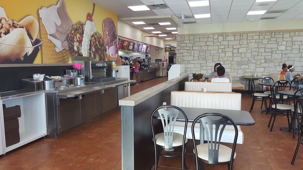 McDonalds | cafe | 11000 N Rockwell Ave, Oklahoma City, OK 73132, USA | 4057212100 OR +1 405-721-2100