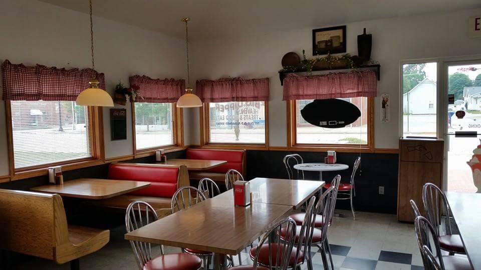 Converse Big Dipper | restaurant | 104 S Jefferson St, Converse, IN 46919, USA | 7653951331 OR +1 765-395-1331
