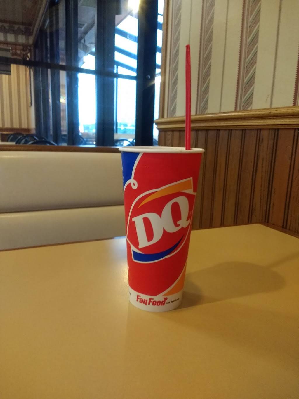Dairy Queen | restaurant | 2620 N Broad St, Colmar, PA 18915, USA | 2158228106 OR +1 215-822-8106
