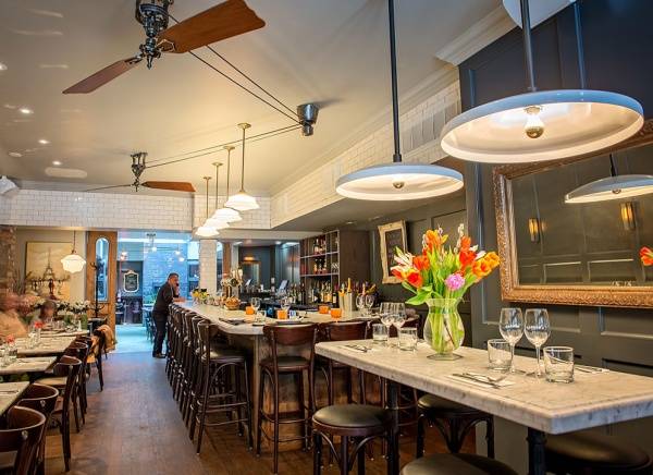 Carens Rosedale | restaurant | 1118 Yonge St, Toronto, ON M4W 2L6, Canada | 6473528111 OR +1 647-352-8111