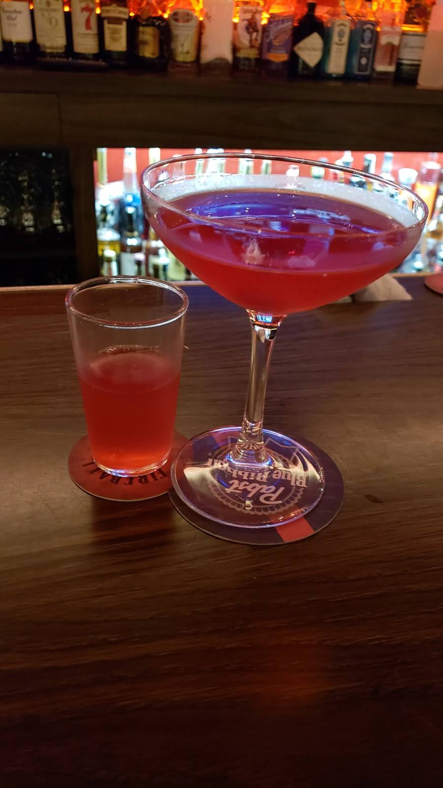 Jonathans Restaurant | restaurant | 45 N River St, Wilkes-Barre, PA 18702, USA | 5703713463 OR +1 570-371-3463