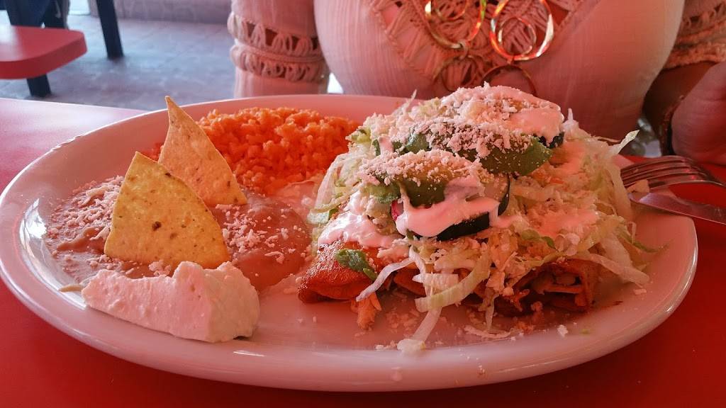 La Cocina D La Manzana | restaurant | Avenida Universidad 101c, Indeco Universidad, 22427 Tijuana, B.C., Mexico | 016646827171 OR +52 664 682 7171