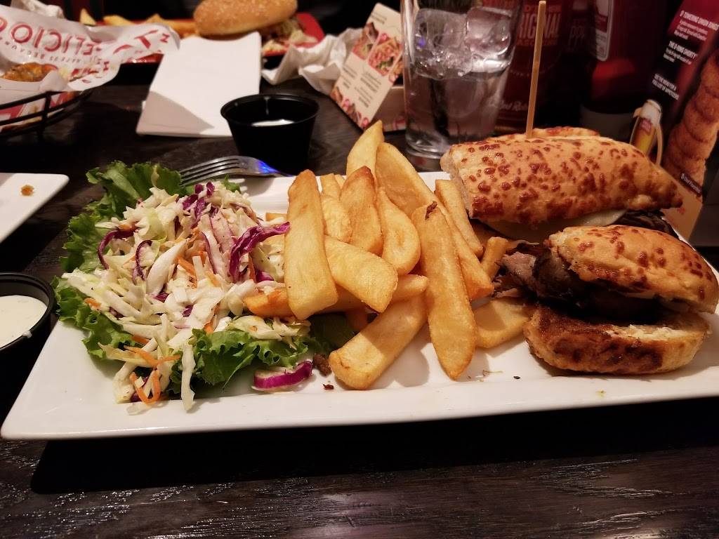 Red Robin Gourmet Burgers and Brews | restaurant | 1233 W Avenue P Suite 301, Palmdale, CA 93551, USA | 6612741773 OR +1 661-274-1773