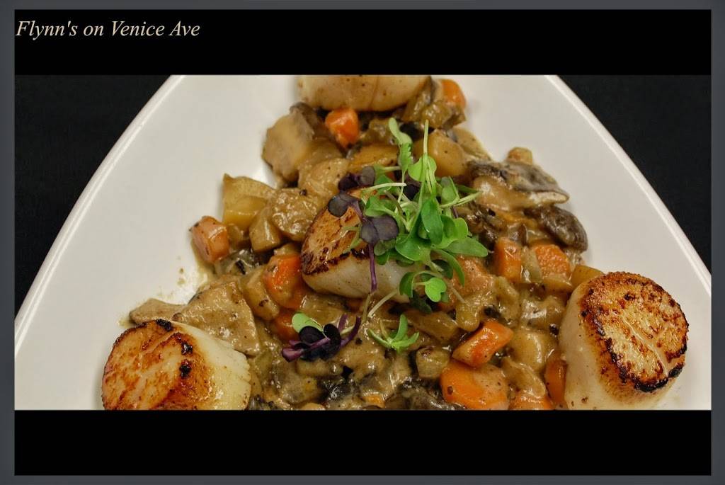 Flynns on Venice Ave | restaurant | 133 W Venice Ave, Venice, FL 34285, USA | 9414882200 OR +1 941-488-2200