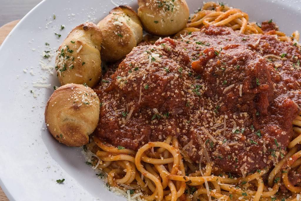 Rotolos Pizzeria | restaurant | 17530 Airline Hwy, Prairieville, LA 70769, USA | 2257447499 OR +1 225-744-7499