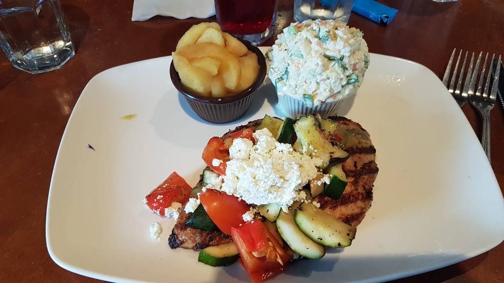 Bâton Rouge Steakhouse & Bar - Siège social | restaurant | 8210 Rte Transcanadienne, Saint-Laurent, QC H4S 1M5, Canada | 5143368885 OR +1 514-336-8885