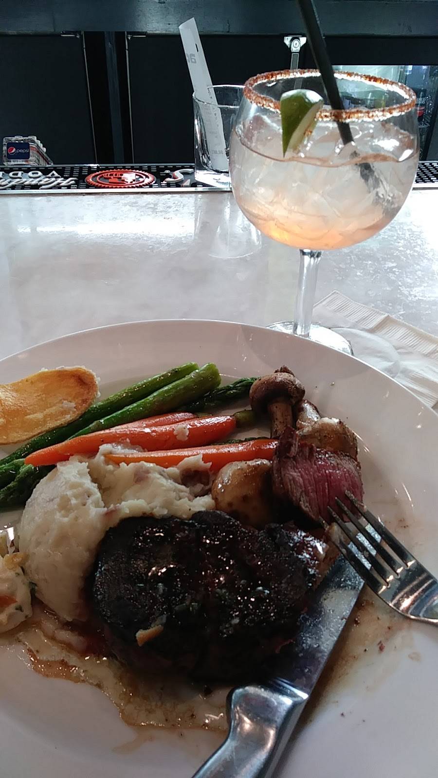 Acqua California Bistro | restaurant | 71-700 CA-111, Rancho Mirage, CA 92270, USA | 7608629800 OR +1 760-862-9800