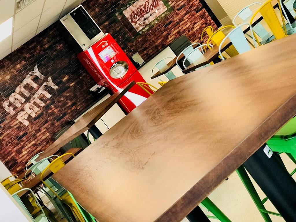 FATTY PATTY | restaurant | 2 Daniels Farm Rd, Trumbull, CT 06611, USA | 2038805986 OR +1 203-880-5986