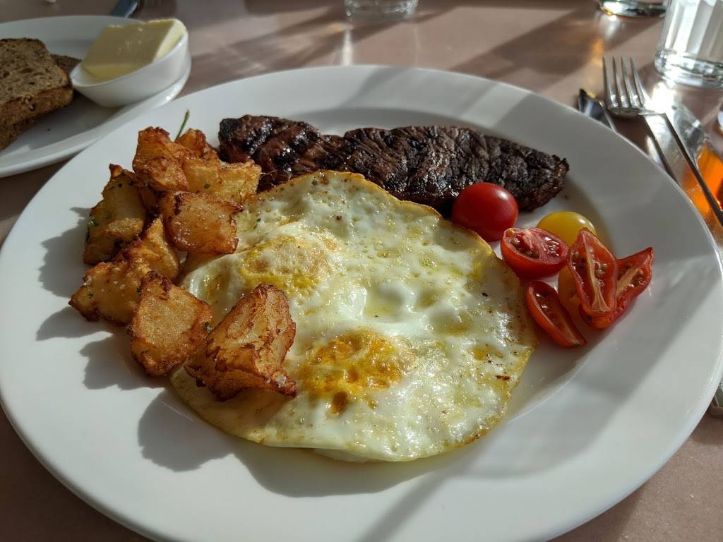 The Paris Café | restaurant | Terminal 5, 6 Central Terminal Area, Jamaica, NY 11430, USA | 2128069000 OR +1 212-806-9000