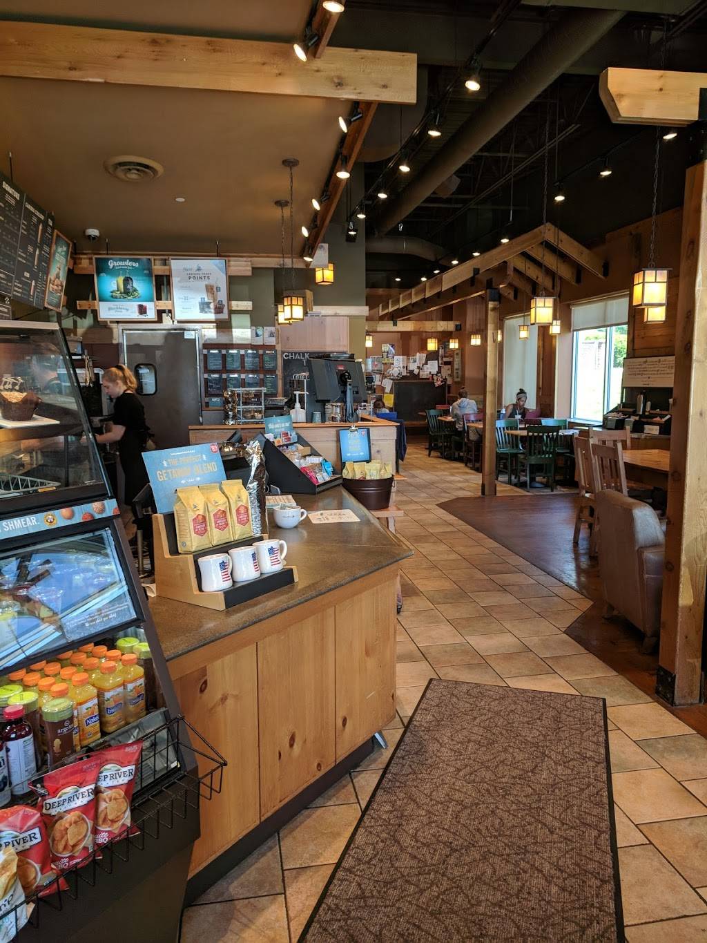 Caribou Coffee | cafe | 920 W 78th St, Chanhassen, MN 55317, USA | 9523804953 OR +1 952-380-4953