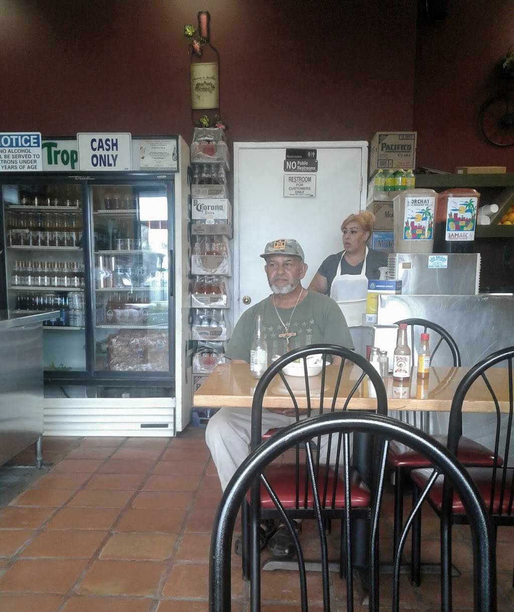 El Comalito | restaurant | 307 Arbor Vitae St, Inglewood, CA 90301, USA | 3106734656 OR +1 310-673-4656