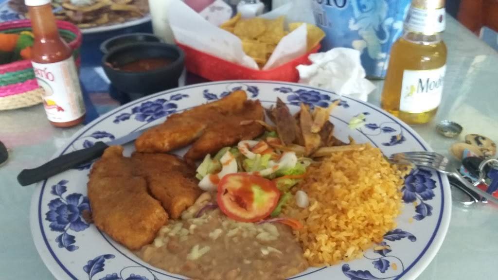 Mariscos El Tata | restaurant | 10555 International Blvd, Oakland, CA 94603, USA | 5105681949 OR +1 510-568-1949