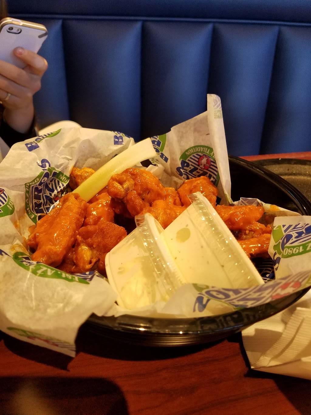 Barros Pizza | restaurant | 5884 W Arizona Pavilions Dr, Marana, AZ 85743, USA | 5206823969 OR +1 520-682-3969