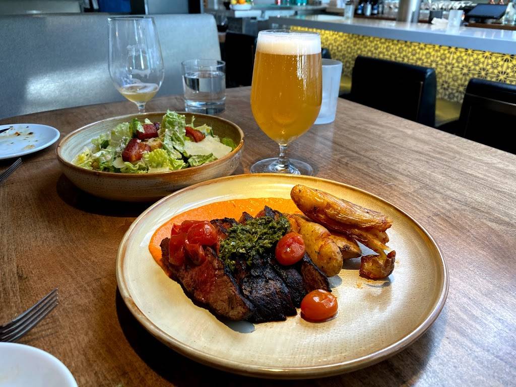 Fishbone Kitchen & Bar | restaurant | 480 S Coast Hwy, Laguna Beach, CA 92651, USA | 9493934889 OR +1 949-393-4889